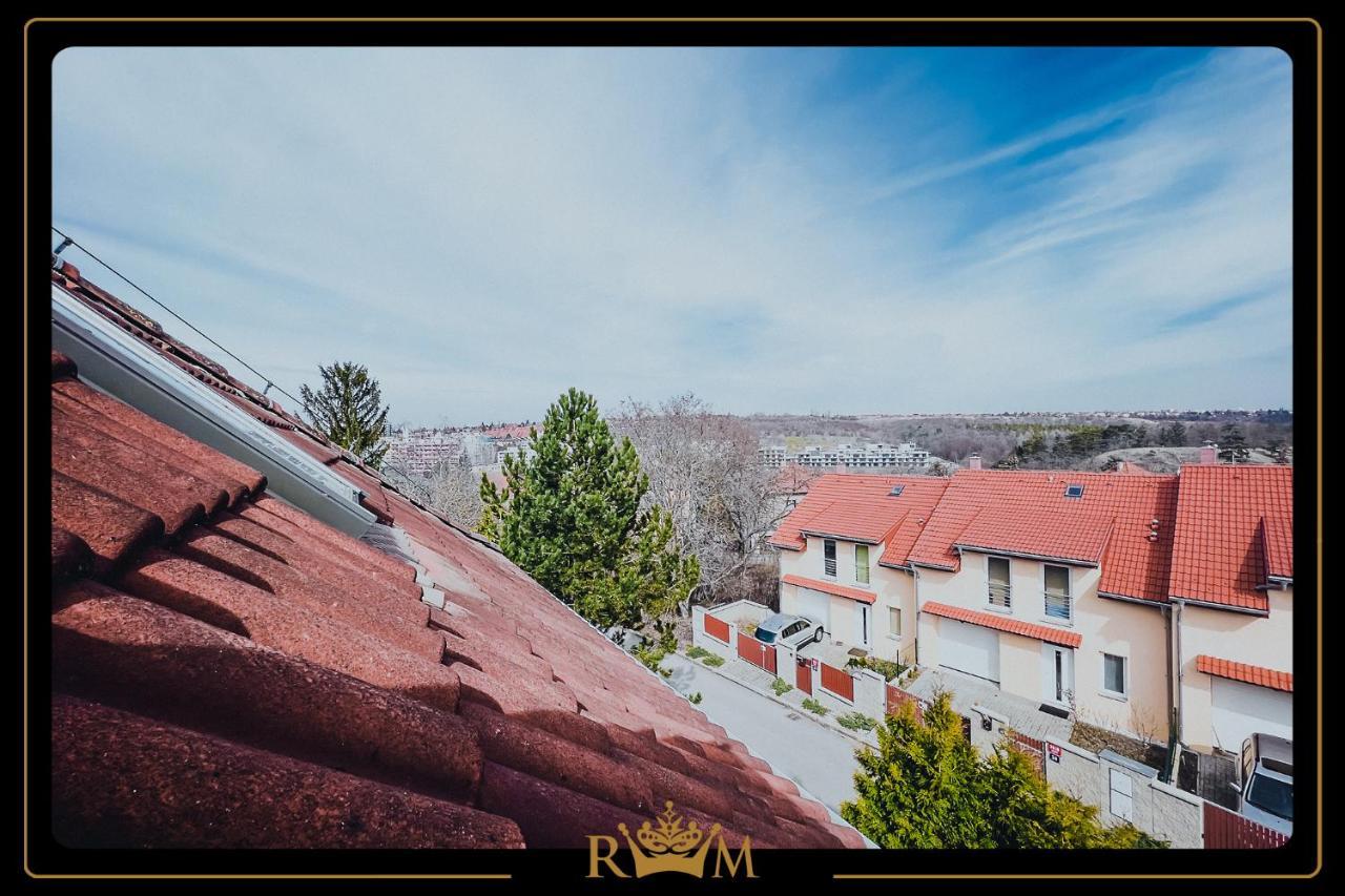 Rm Luxury Apartment In Prague • 6 People • Free Parking • Pets Exterior photo